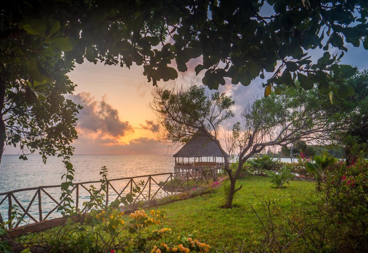 Azao Resort & Spa Pongwe Ngoại thất bức ảnh